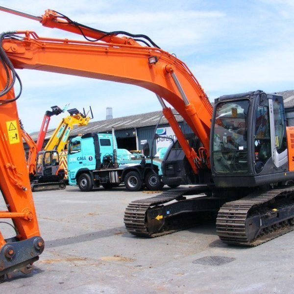 hitachi zx225 rental equipment