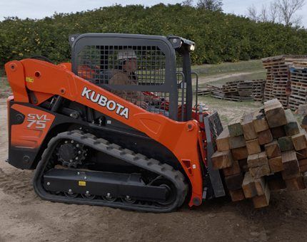 operator using kubota svl 75