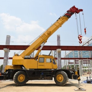 Mobile Crane & Pickup